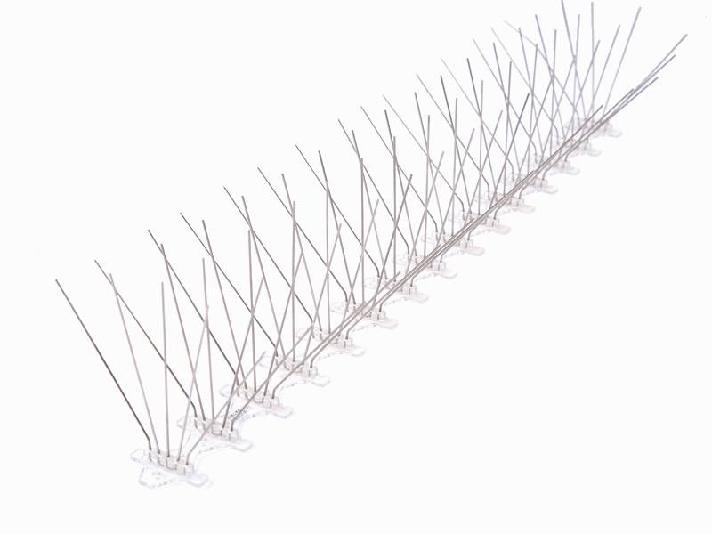 Bird spikes with 60 cm of base length and 75 points in 5 rows per base strip.